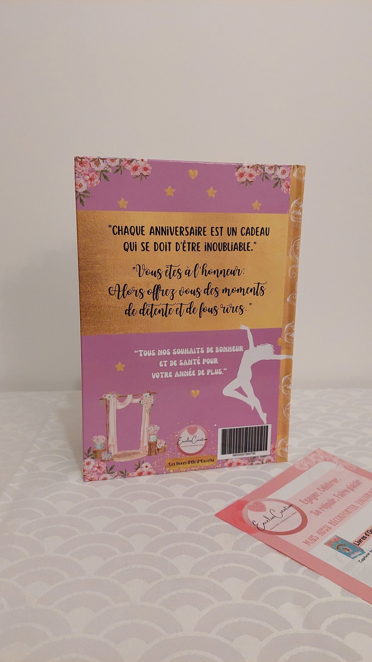 Livre d'Or d'anniversaire personnalisé avec votre prénom et photo en couverture: Cadeau Original à Offrir à une jeune femme pour son anniversaire