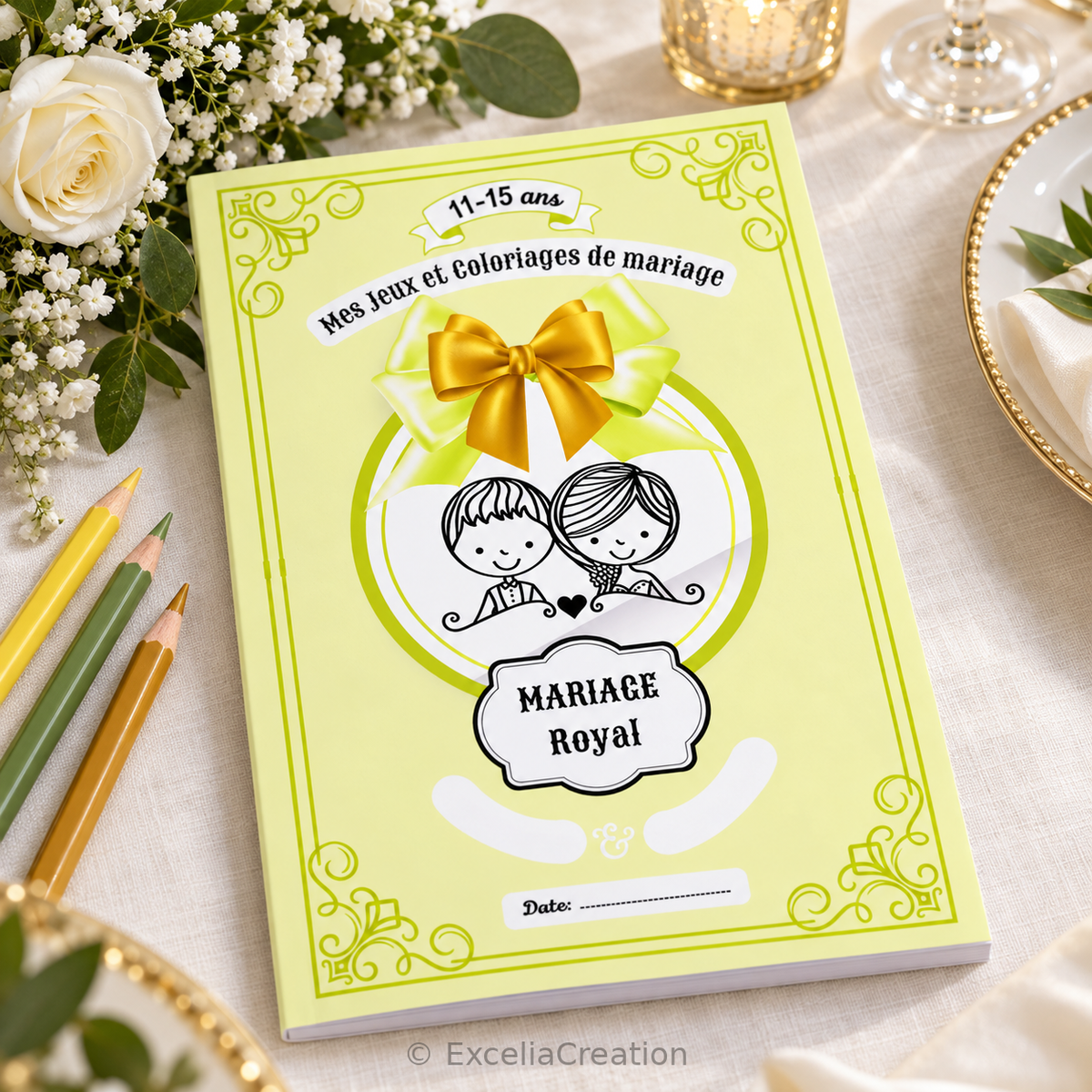 Couverture jaune du livret Mariage Royal pour ados de 11 à 15 ans sur une table de mariage